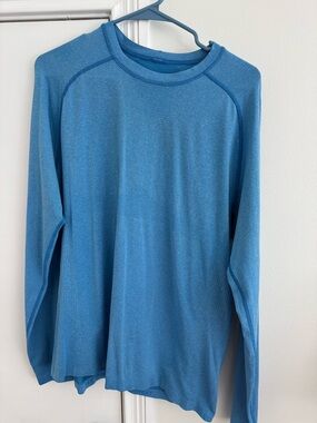 Lululemon metal vent long sleeve